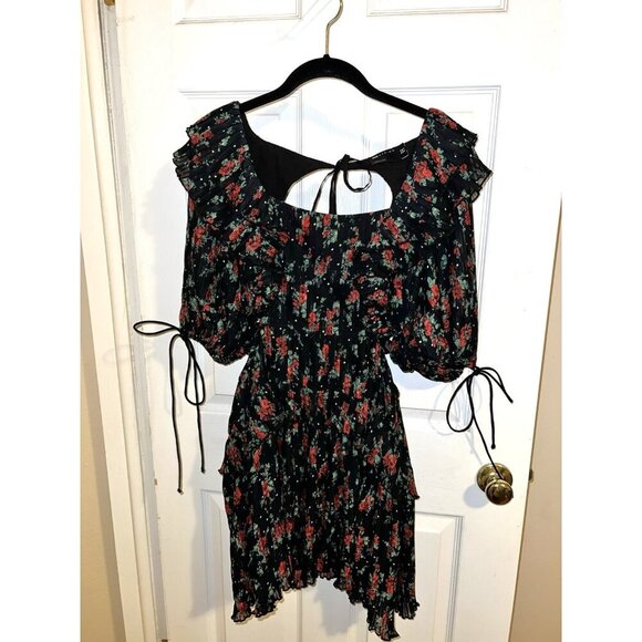 ASOS DESIGN Black Rose Print Plated Tiered Open Sides Cocktail Dress Sz 8 - Picture 1 of 16